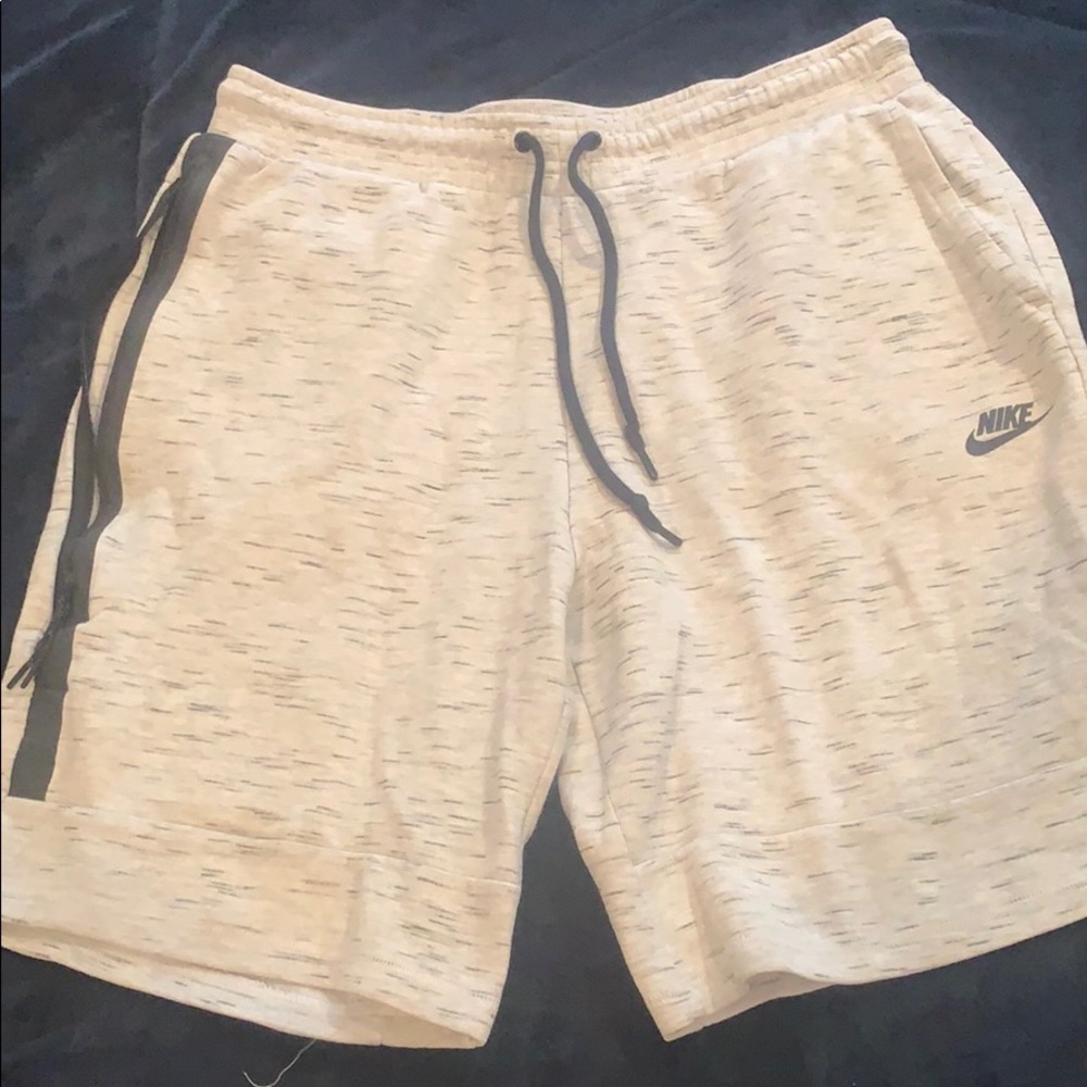 Nike tech fleece shorts